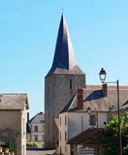 Le bourg et le clocher de Naillat {JPEG}